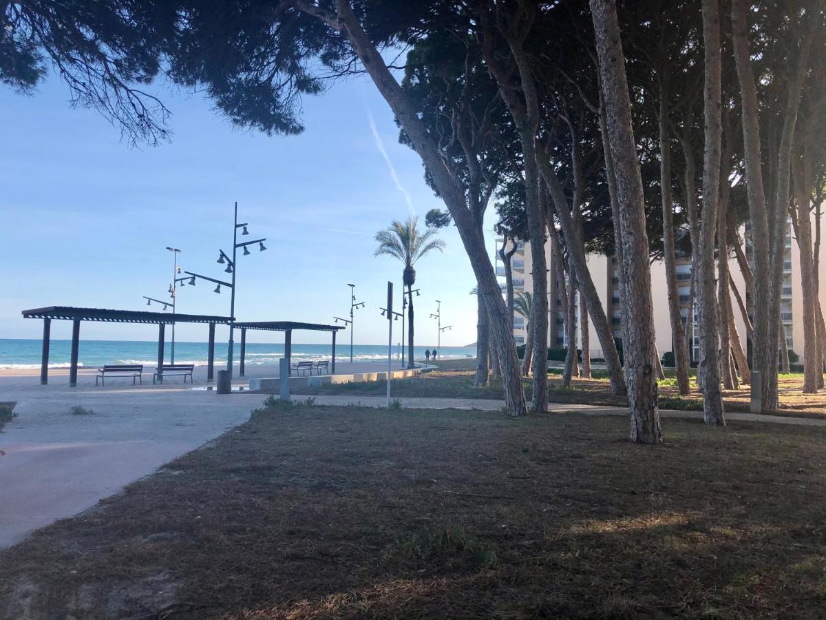 Pineda Beach 1A Linea De Mar & Parking La Pineda Esterno foto